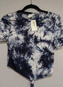 NWT Mystique boutique tie dye cropped top